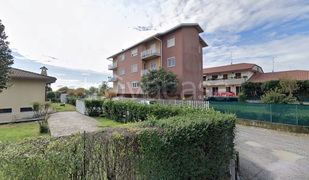 appartamento in vendita a Bonate Sopra
