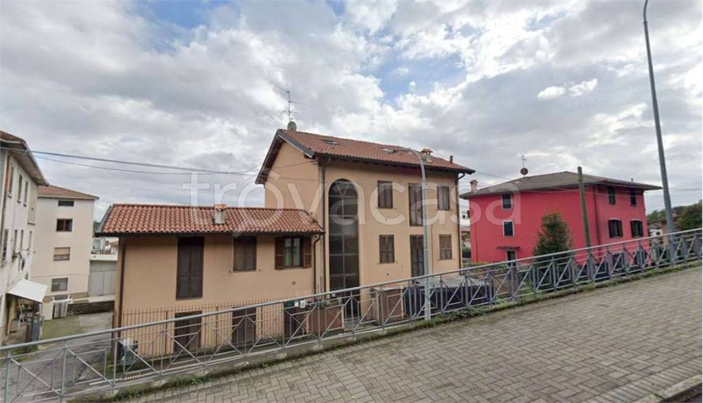 appartamento in vendita a Bonate Sopra