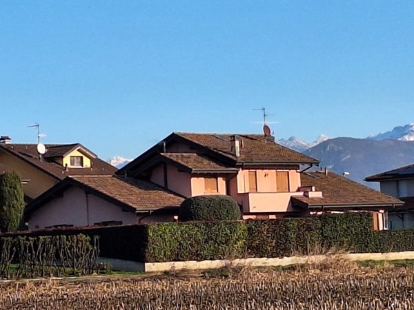 appartamento in vendita a Bonate Sopra