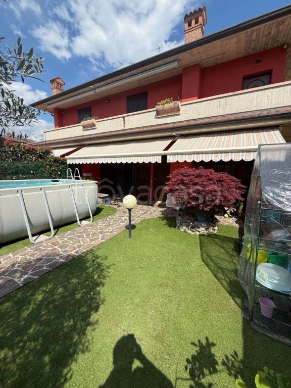 appartamento in vendita a Bonate Sopra