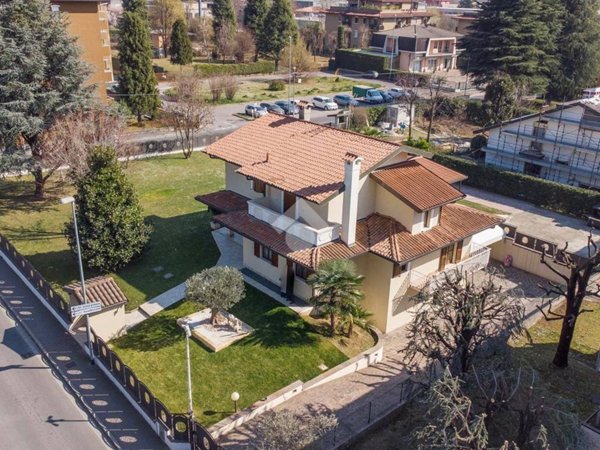 casa indipendente in vendita a Bonate Sopra