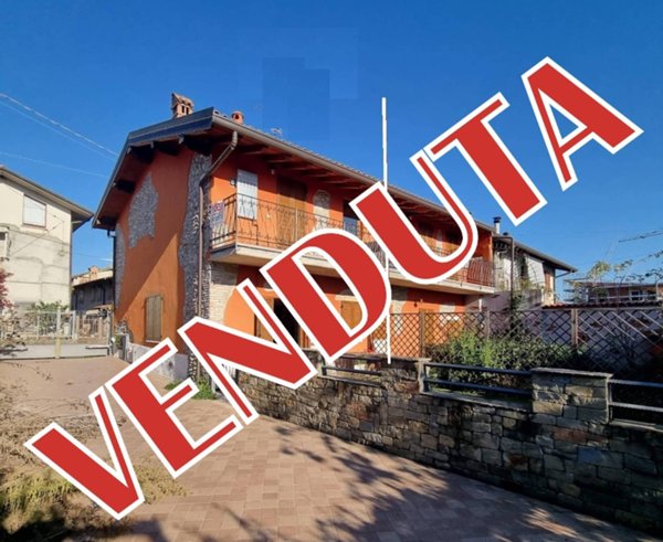 casa indipendente in vendita a Bonate Sopra