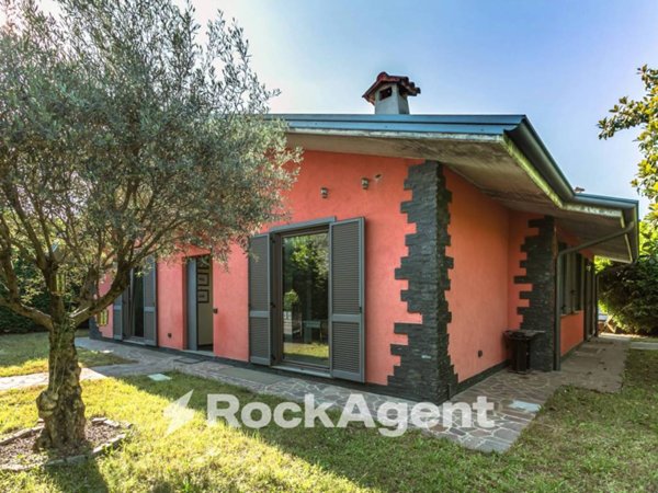 casa indipendente in vendita a Bonate Sopra