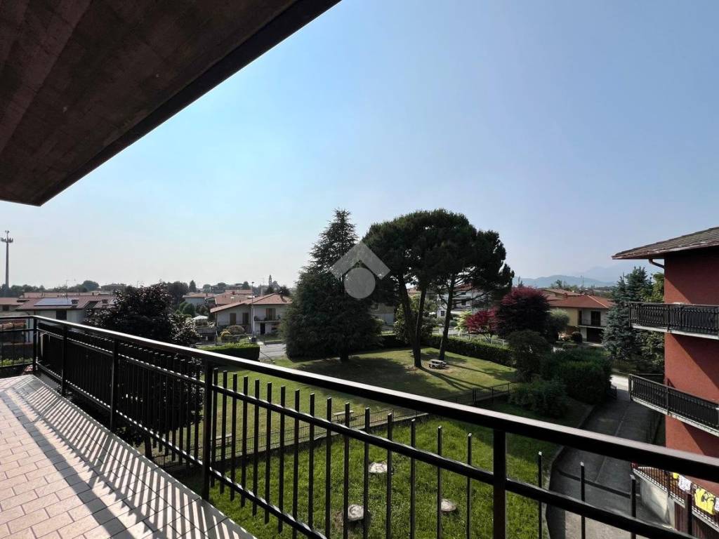 appartamento in vendita a Bonate Sopra