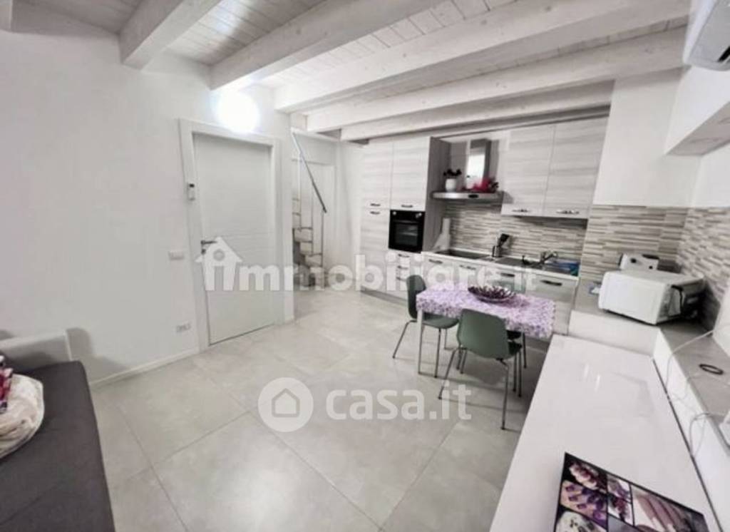 casa indipendente in vendita a Bonate Sopra in zona Ghiaie di Bonate Sopra