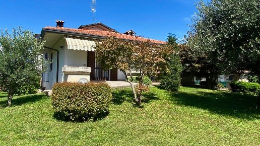 casa indipendente in vendita a Bonate Sopra