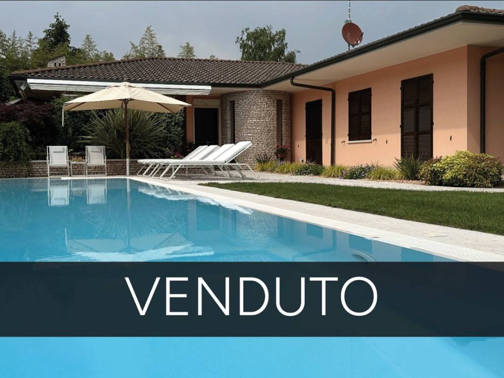 casa indipendente in vendita a Bonate Sopra