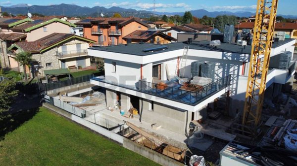 casa indipendente in vendita a Bonate Sopra