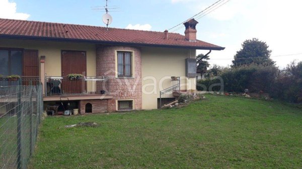 casa indipendente in vendita a Bonate Sopra