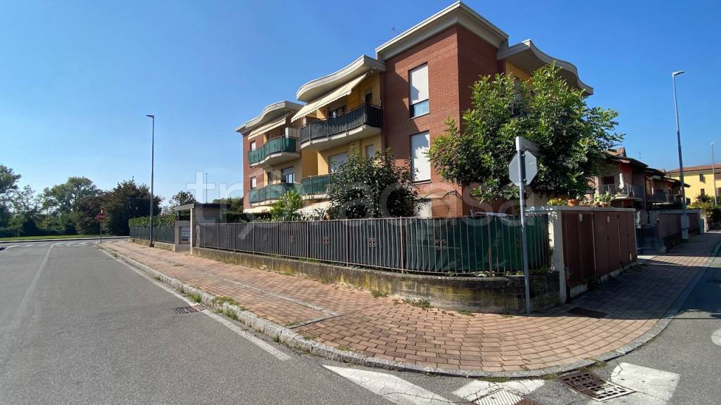 appartamento in vendita a Bonate Sopra