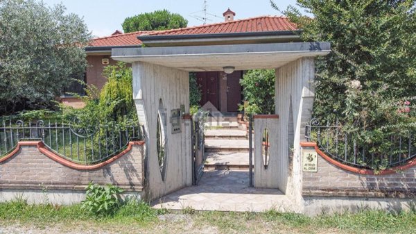 pentavano in vendita a Bonate Sopra