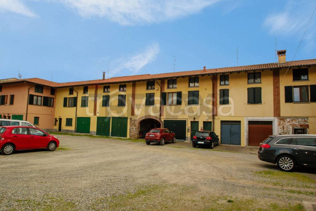 casa indipendente in vendita a Bonate Sopra