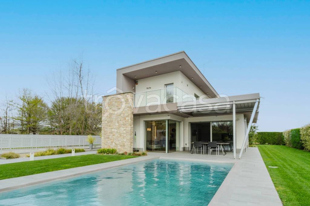 casa indipendente in vendita a Bonate Sopra