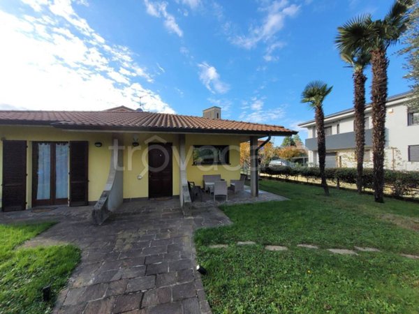 casa indipendente in vendita a Bonate Sopra