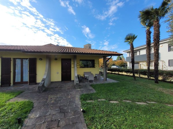 casa indipendente in vendita a Bonate Sopra