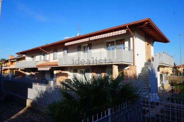 appartamento in vendita a Bonate Sopra