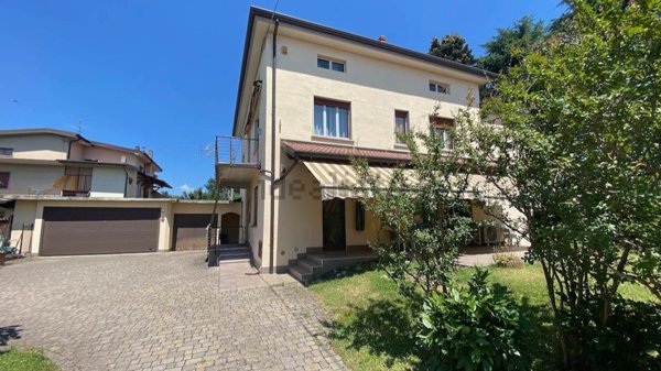 appartamento in vendita a Bonate Sopra