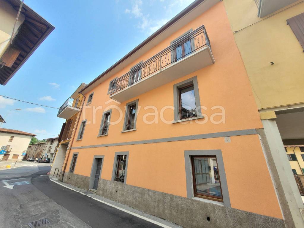 appartamento in vendita a Bonate Sopra