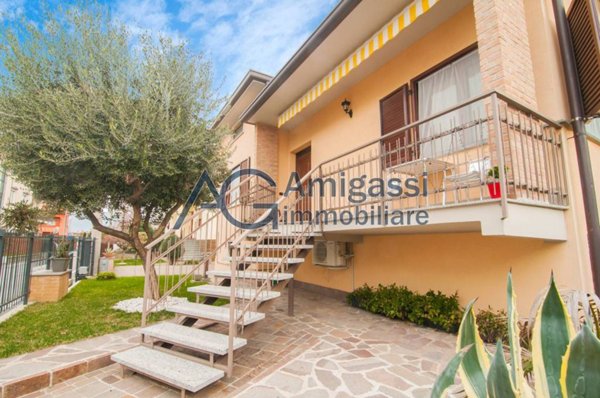 casa indipendente in vendita a Bonate Sopra