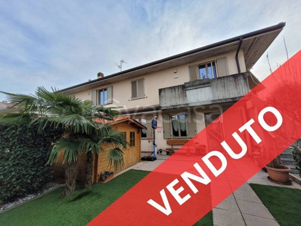 appartamento in vendita a Bonate Sopra