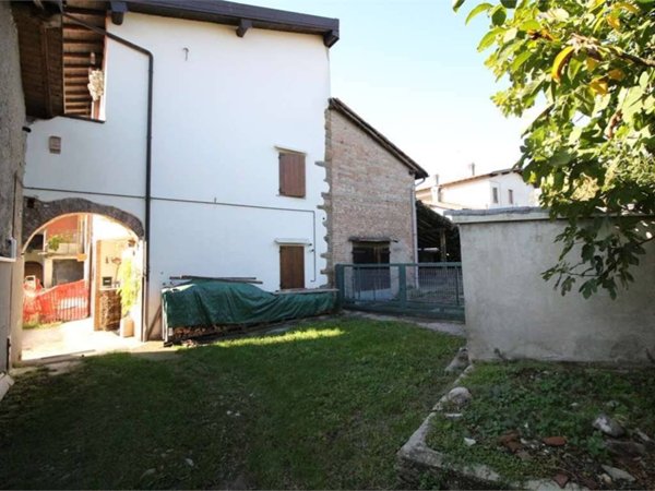 casa indipendente in vendita a Bonate Sopra