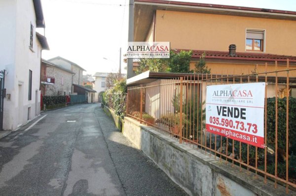 appartamento in vendita a Bonate Sopra