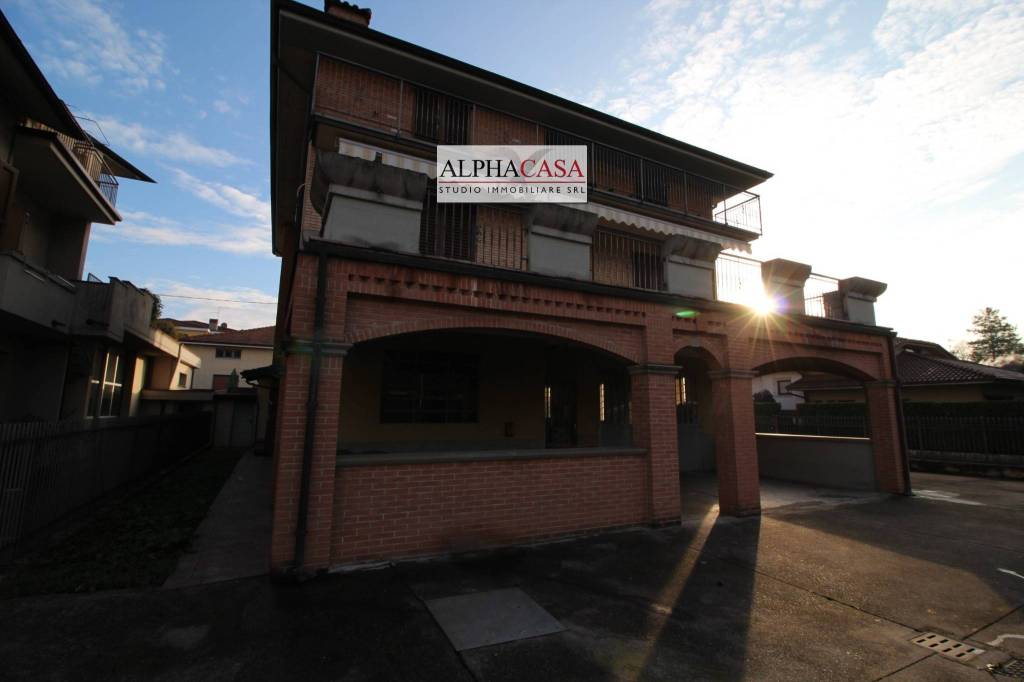 casa indipendente in vendita a Bonate Sopra