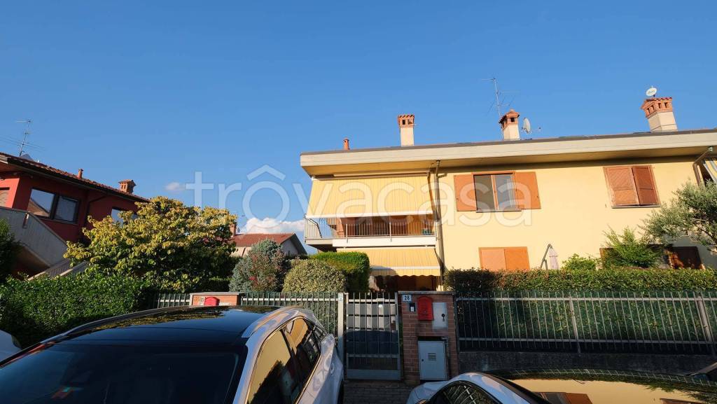 appartamento in vendita a Bonate Sopra
