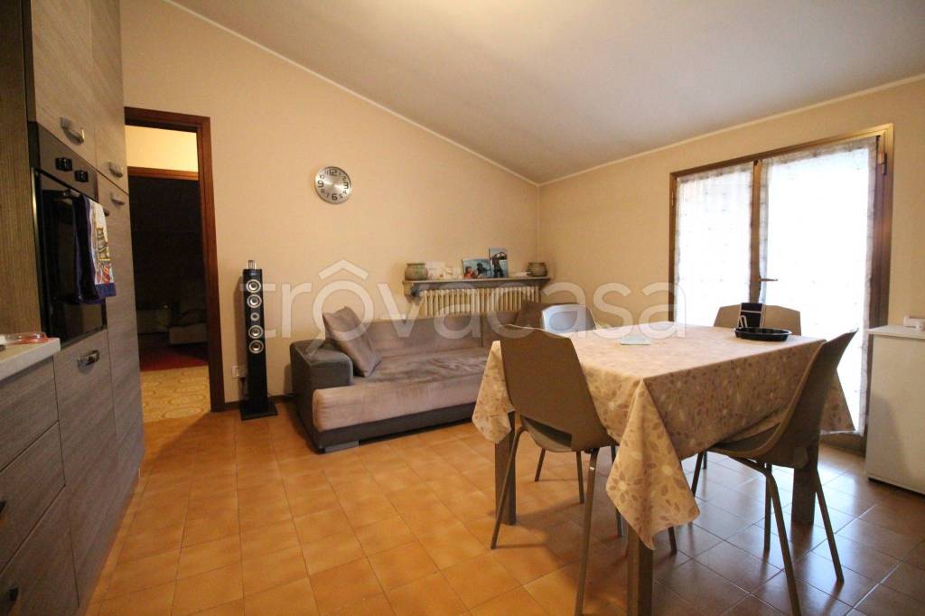 appartamento in vendita a Bonate Sopra