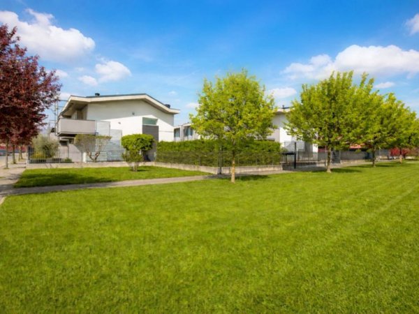 casa indipendente in vendita a Bonate Sopra