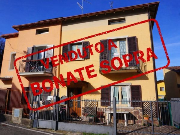 casa indipendente in vendita a Bonate Sopra
