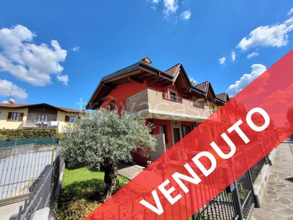 appartamento in vendita a Bonate Sopra in zona Ghiaie di Bonate Sopra