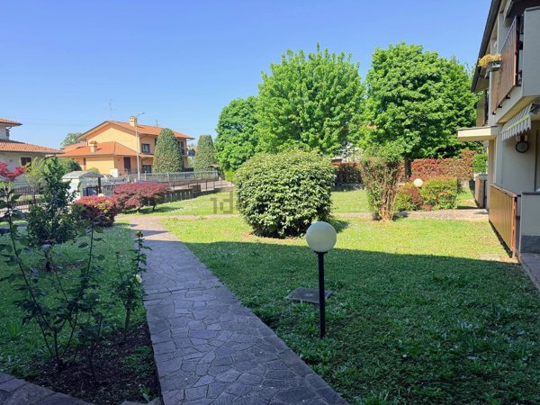 appartamento in vendita a Bonate Sopra