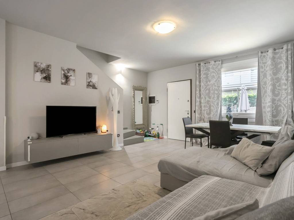 casa indipendente in vendita a Bonate Sopra