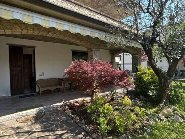 casa indipendente in vendita a Bonate Sopra