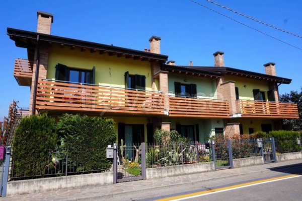appartamento in vendita a Bonate Sopra in zona Ghiaie di Bonate Sopra