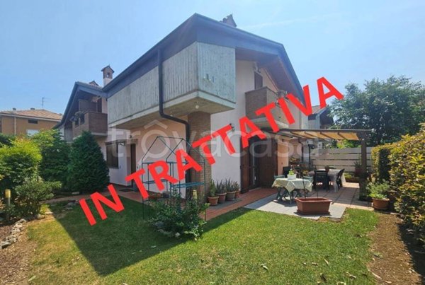 casa indipendente in vendita a Bonate Sopra in zona Ghiaie di Bonate Sopra