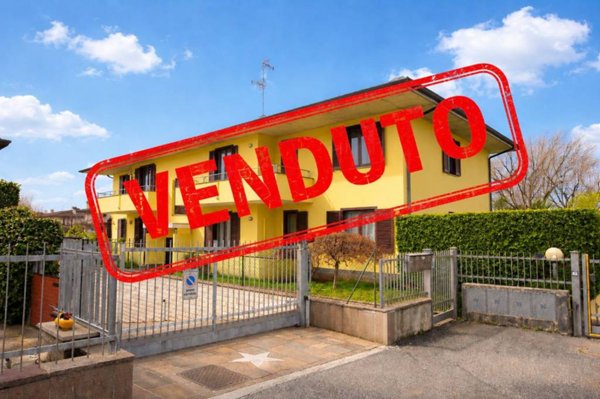 appartamento in vendita a Bonate Sopra in zona Ghiaie di Bonate Sopra