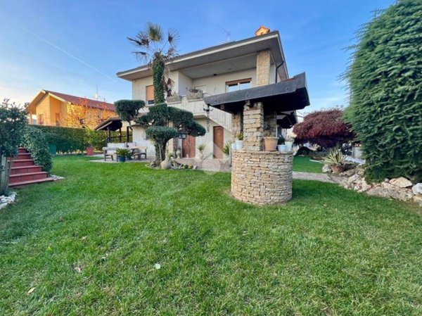 casa indipendente in vendita a Bonate Sopra in zona Ghiaie di Bonate Sopra