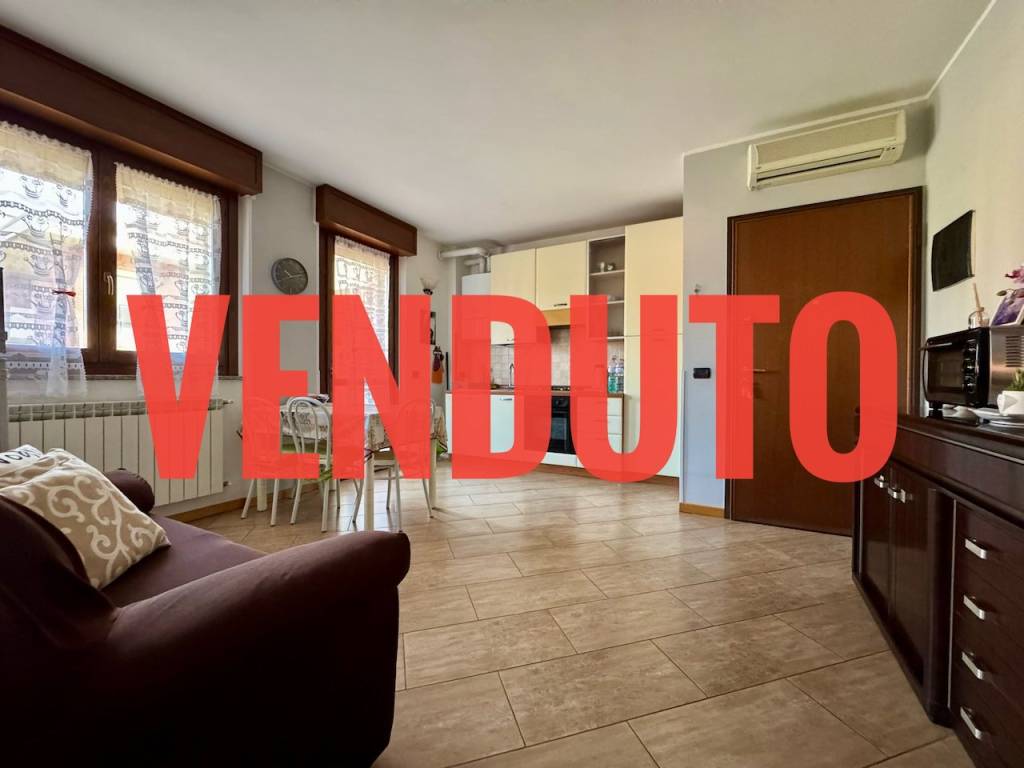 appartamento in vendita a Bonate Sopra in zona Ghiaie di Bonate Sopra