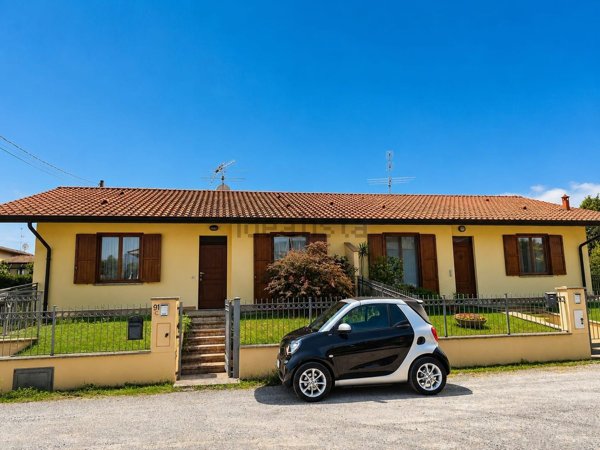 casa indipendente in vendita a Bonate Sopra in zona Ghiaie di Bonate Sopra