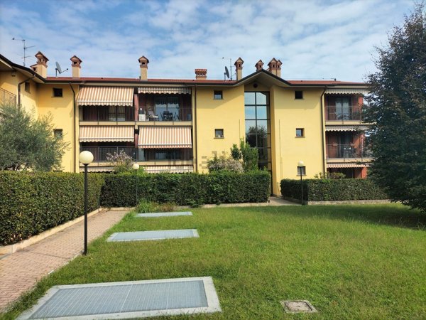 appartamento in vendita a Bonate Sopra in zona Ghiaie di Bonate Sopra