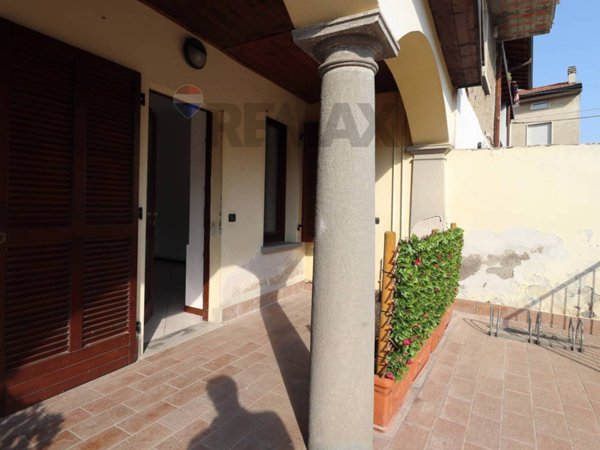 appartamento in vendita a Bonate Sopra in zona Ghiaie di Bonate Sopra