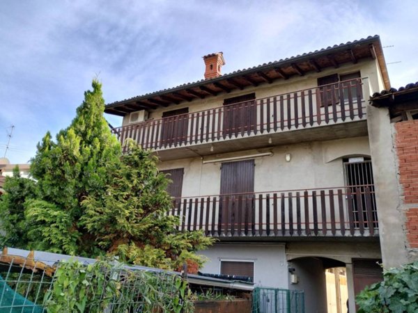 casa indipendente in vendita a Bonate Sotto