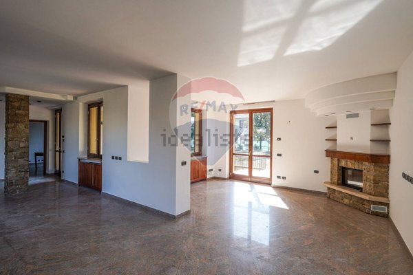 casa indipendente in vendita a Bonate Sotto