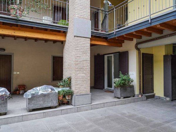 appartamento in vendita a Bonate Sotto