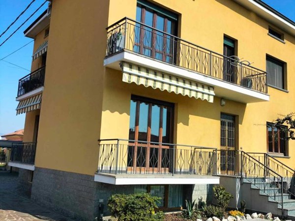 appartamento in vendita a Bonate Sotto
