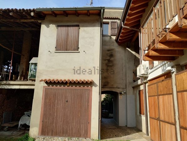 appartamento in vendita a Bonate Sotto