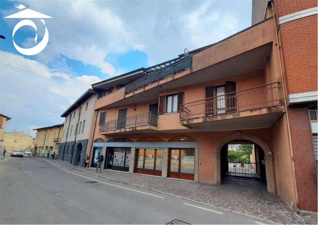 appartamento in vendita a Bonate Sotto