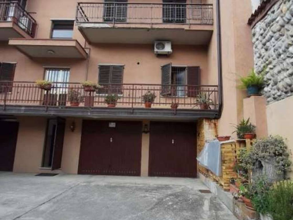 appartamento in vendita a Bonate Sotto